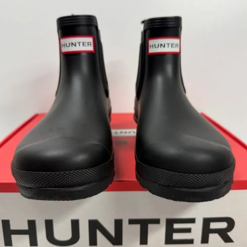 NIB• Women's Hunter Original Chelsea Black Boots Size: 7
